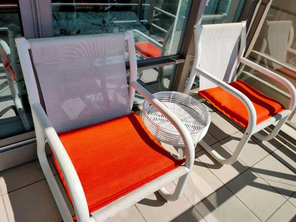 Waterfalls Hotel - Suite In Falls Downtown With Pool Victoria Exterior foto